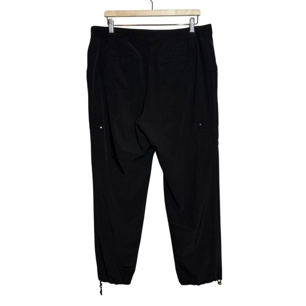 Chico’s Zenergy Black Cargo Bungee Pants Sz 2 (US 12/L) Lightweight Travel - Picture 5 of 10